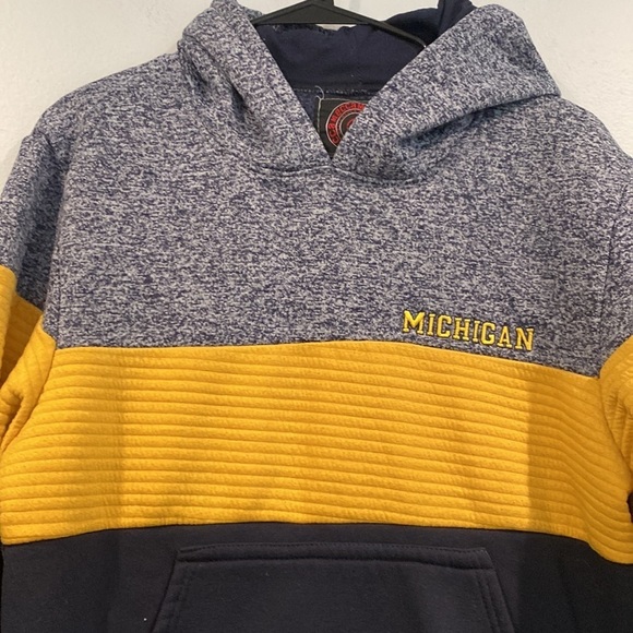 Mecca Mecca Gray, Yellow, and Navy UofMichigan Hoodie Sweatshirt - Size Medium - Picture 2 of 6